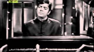 Mehdi Hassan mujhay tum nazar se Remembering Waheed Murad [upl. by Ranna]