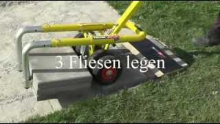 Aufheben transportieren und verlegen von 3 Platten60x40cm Terrassenplatten [upl. by Irreg954]