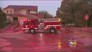 Firefighters Surprise Homeowners With NextDay Retardant Cleanup [upl. by Holman]