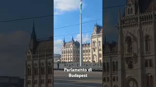 Il Palazzo del Parlamento di Budapest Országház [upl. by Aicekat386]