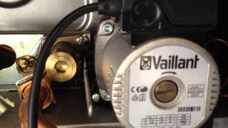 Vaillant Ecotec boiler variable speed pump knocking at high flameMOV [upl. by Glennis]