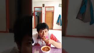 Mukbang Seblak mukbang dayinmylife fyp shorts youtubeshorts [upl. by Tri]