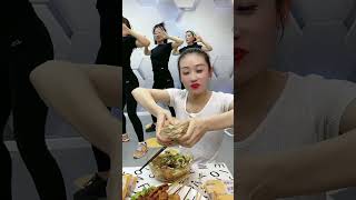 A fun diet with grain bread the original from Chinese coaches dance diet funny [upl. by Alliehs260]