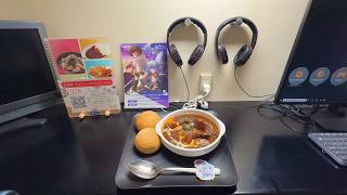 Eating at a 24hr Internet Cafe in Japan [upl. by Obnukotalo]