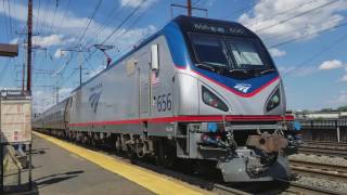 Amtrak Silver Meteor Train No 97 with two new Viewliner diners [upl. by Dao212]