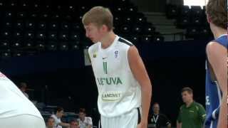 U16 Domantas Sabonis Dunk [upl. by Ruford444]