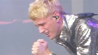 Machine Gun Kelly Numb Cover Live Lollapalooza Chicago IL August 6 2017 [upl. by Llednav]