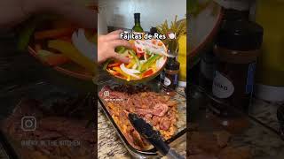 Fajitas de carne 🍖 fajitas fajitasderes antojitosmexicanos almuerzofacil [upl. by Franck954]