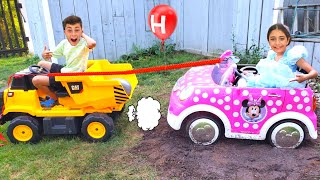 Zidane Saves the Day When Heidis Toy Car Gets Stuck [upl. by Teddi]