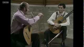 Julian Bream Masterclass 1978 JSBach Fugue in A minor [upl. by Hsaniva]