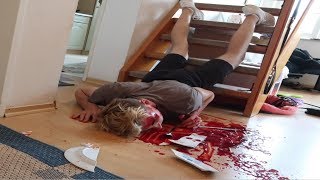 Blut PRANK von BRUDER geht SCHIEF 😱😱 [upl. by Guthrie]