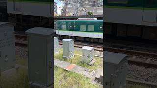 【香里園駅】京阪2200系2216F準急出町柳行き加速シーンshorts [upl. by Harewood690]