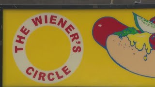 ‘Thrash you with a mop handle’ Wiener’s Circle has message for smashandgrab thieves [upl. by Donegan]