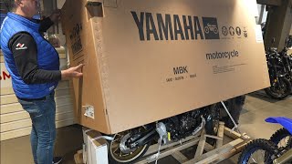 unboxing 2024 YAMAHA TRACER 7 [upl. by Yahsat]