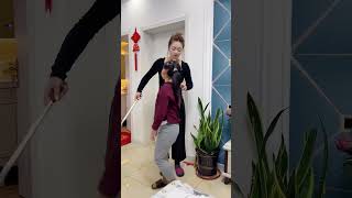 Buena chica haciendo los deberes comedia funny divertida comedy funnyvideo cute risa [upl. by Nonnah]