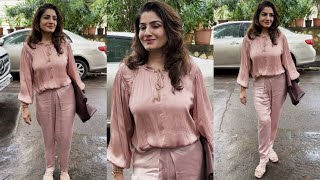 Akhiyon Se Goli Maare Raveena Tandon Spotted At Bandra 😍😘🤗 [upl. by Attiuqahs]