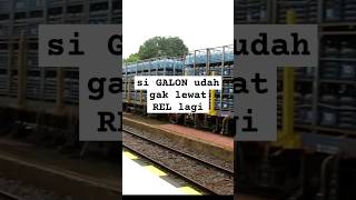 GERBONG BAWA GALON keretaapi galonair masinisramah [upl. by Weed]