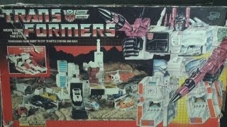 Transformers G1  Metroplex [upl. by Adai264]