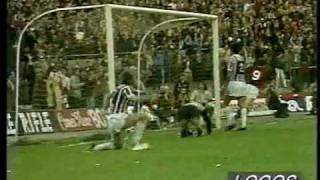 Torino CalcioJuventus 32 Derby 27031983 DossenaBonessoTorrisi [upl. by Lachish]