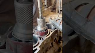 Sleeve polishing  cylinder honing shortsfeed [upl. by Dinan]