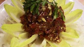 Koreanstyle steak tartare quotyukhoequot [upl. by Ellerd]