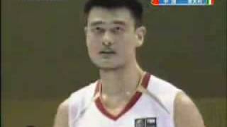 Yao Ming dunks on Italy [upl. by Ailet]