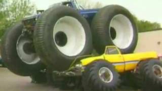 bigfoot 5 crushing monster trucks [upl. by Sumer]