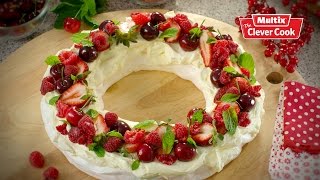 Christmas Pavlova wreath [upl. by Harlie846]