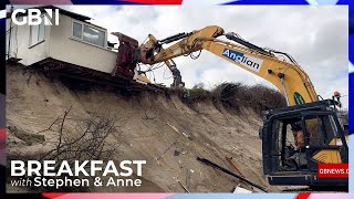 Rapid coastal erosion in Norfolk threatens homes and businesses  GB News Theo Chikomba reports [upl. by Charil]