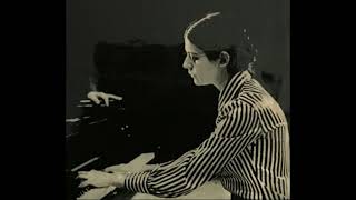 Schumann  Marta Deyanova 1981 Faschingsschwank aus Wien Op26 [upl. by Eniamirt714]