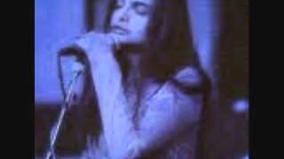 Mazzy Star  Im Sailin LiveHopes Tantrum TorontoShe Swears amp Abruptly Sails off Stage [upl. by Marcella]