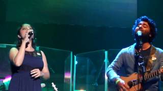 Arijit Singh amp Amrita Singh Live Leicester Saiyyaan [upl. by Atthia]