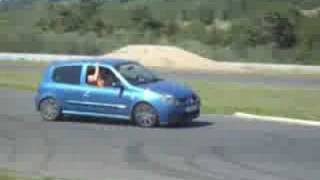 Clio Sport circuito Soutelo de Montes [upl. by Swetlana]