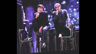 Adriano Celentano e Gianni Morandi  Scende la pioggia  LIVE Arena di Verona with lyricsparole [upl. by Liahcim705]