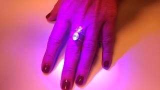 Comparing Diamond Fluorescence with UV light 1 [upl. by Hauge]