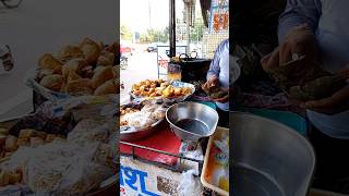 Orchha famous ka samosa 😋 minivlog vlog [upl. by Nivalc724]