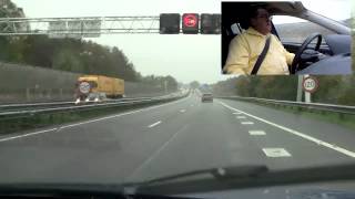 Video Invoegen op een autosnelweg [upl. by Odele]