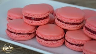 Macarons à la framboise  Meringue Française [upl. by Asoral410]