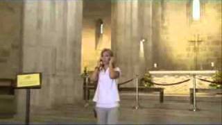 Vanessa Joy quotAve Mariaquot St Annes Church Jerusalem With Marvin Goldstein Hello Tours [upl. by Gamaliel]