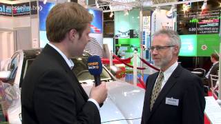 Fahren mit der Sonne Solarmodule integriert ins AutoDach MesseLIVE Intersolar 2010 [upl. by Cheatham]