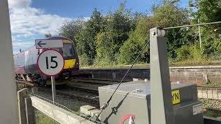 Sleaford east level crossing 270924 [upl. by Fee514]