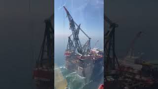 Thialf  a Semisubmersible crane vessel [upl. by Amein424]