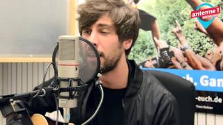 Max Giesinger  80 Millionen  unplugged bei antenne 1 [upl. by Anidnamra]