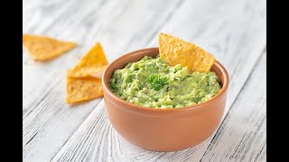 Guacamole  lækker og nem avocadodip på 2 minutter [upl. by Etennaej510]