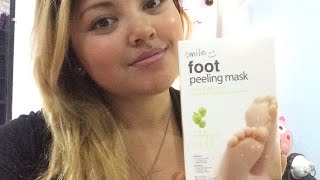 SMILE foot peeling mask REVIEW amp 1st impression  THE FACE SHOP [upl. by Akayas]