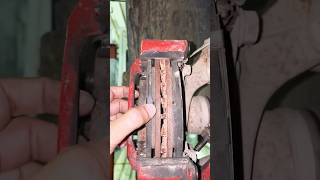 Brake pad remove kaise karen automobile [upl. by Olwena552]