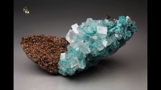 20246  AURICHALCITE CALCITE Ojuela Mine Mexico [upl. by Araic]