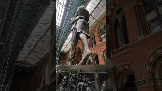 The Meeting Place Statue  The Lovers Statue Grand Terrace St Pancras Station London United Kingdom [upl. by Hightower]