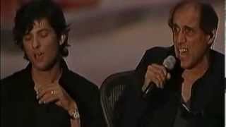 Adriano Celentano amp Fiorello  Lemozione non ha voce LIVE 2001 [upl. by Gothar]