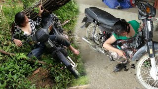 Girl carrying firewood on motorbike falls on slippery road  Restoration of waterlogged vehicle [upl. by Neel]